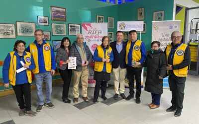 VENTA DE RIFA Y RECAUDACION DE FONDOS EN EL FESTIVAL FOLCLORICO EN LA PATAGONIA